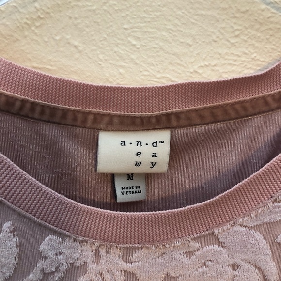 Blush Burn Out Velvet in Size Medium - Picture 2 of 4